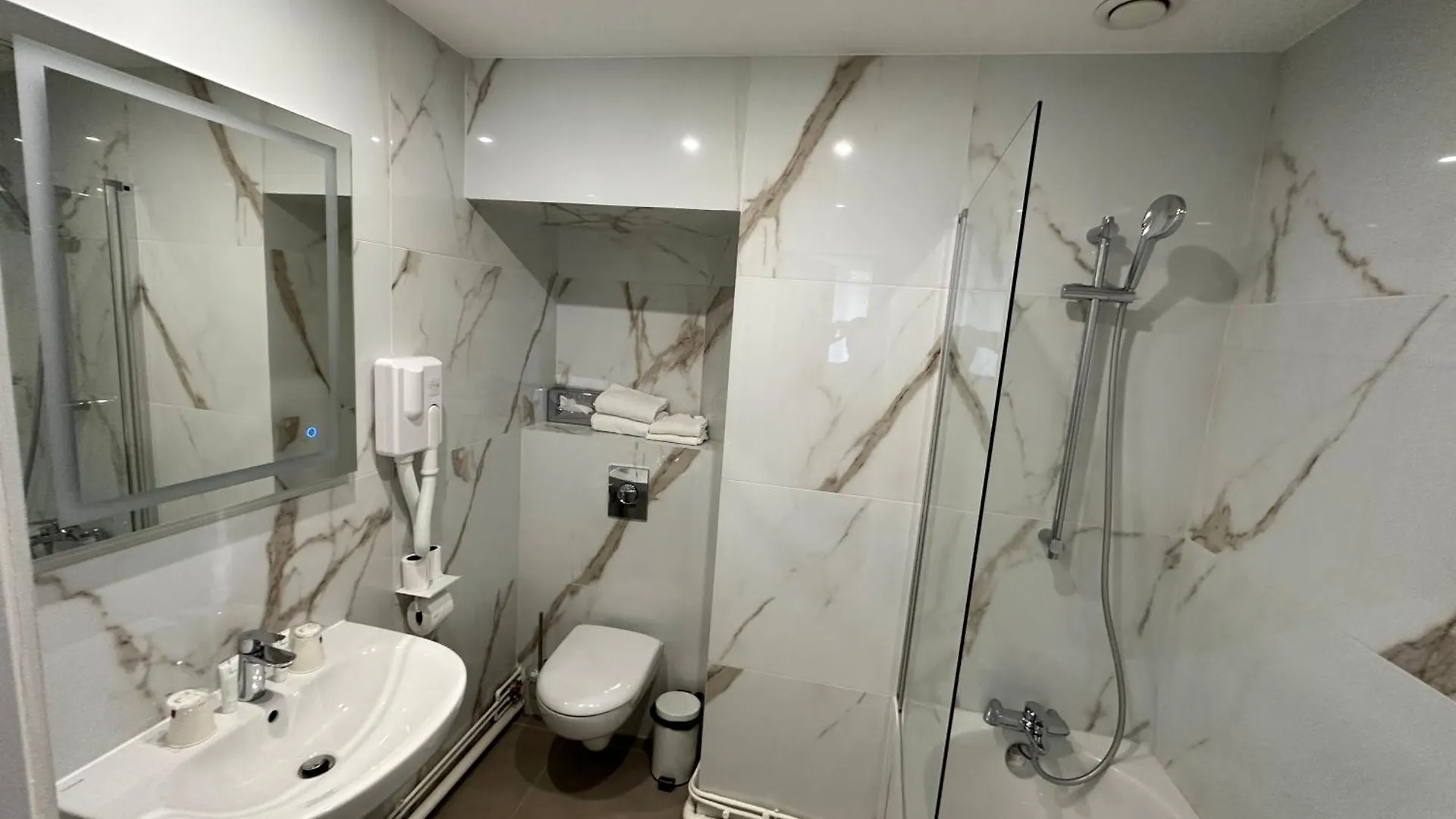 Riviera Renovated Párizs